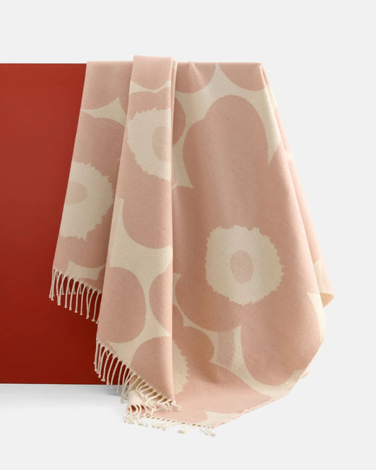 Salmon Unikko Throw Blanket