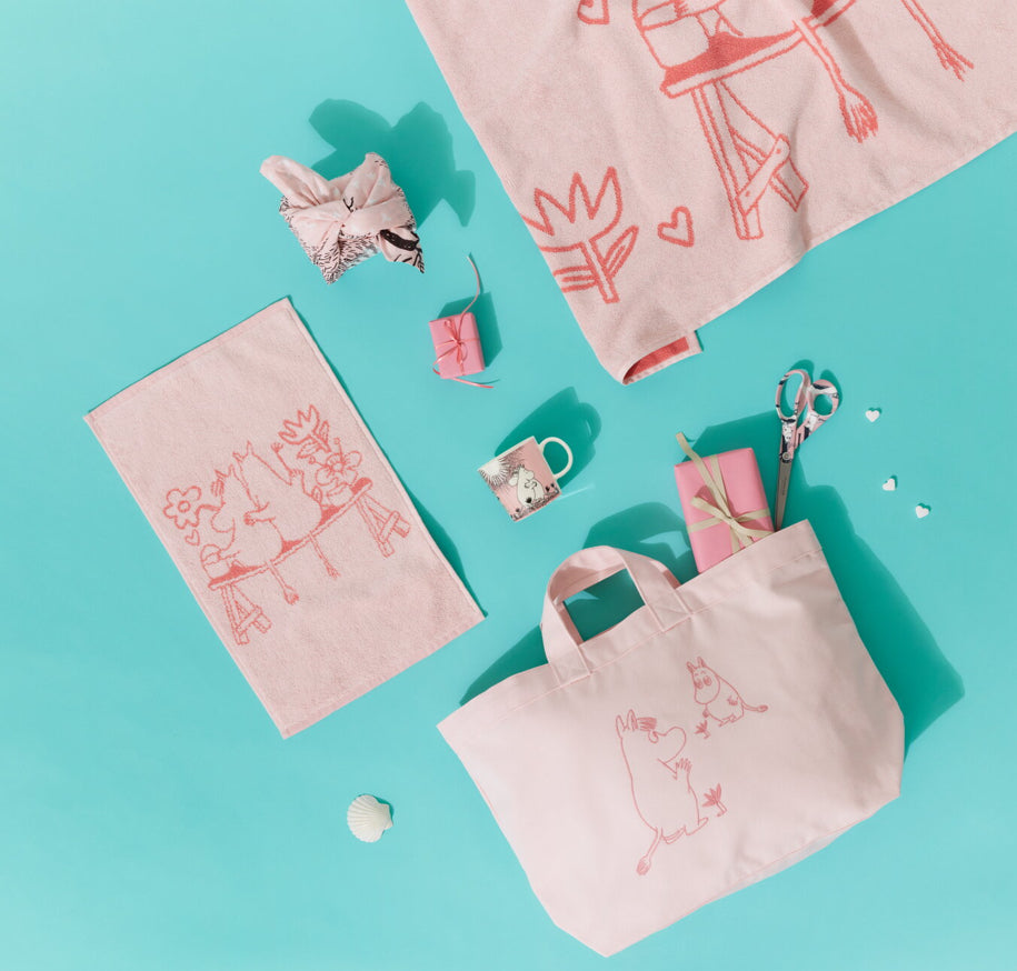 Moomin Hand Towel, Love, Pink