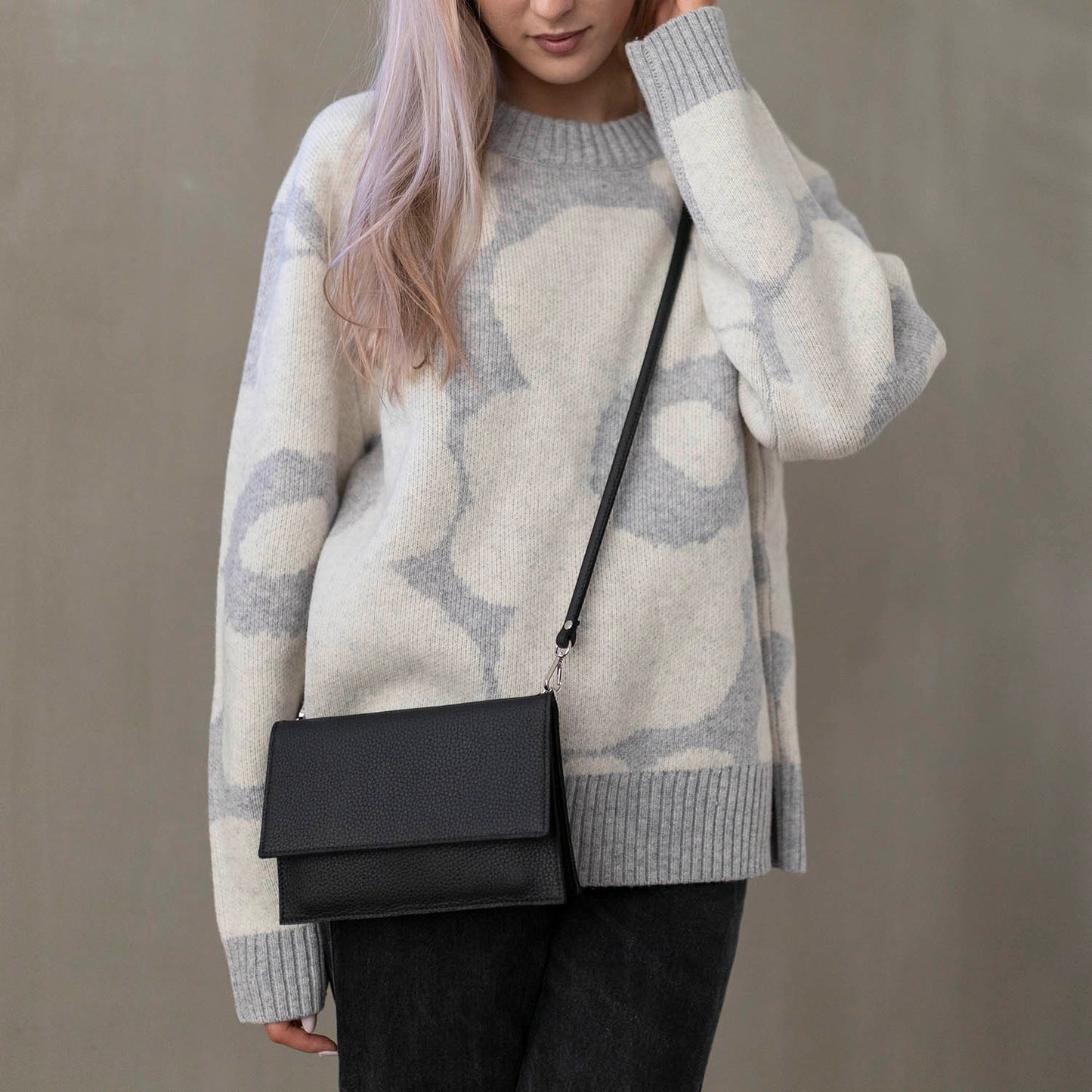 Miiko Tuike Bag Black Elk Leather