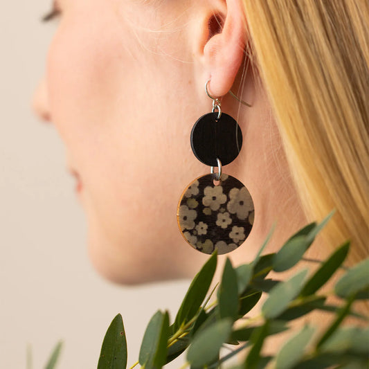 Soliseva Earrings - Black