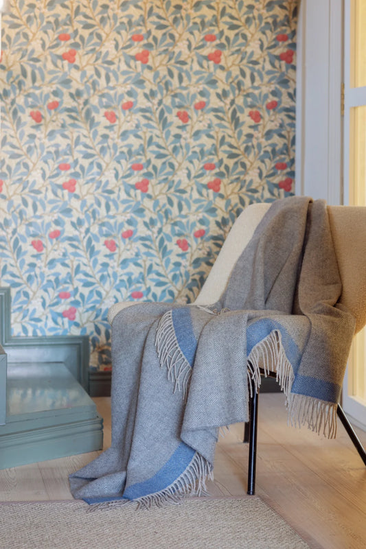 Rauha (Peace) Blanket Grey-Blue