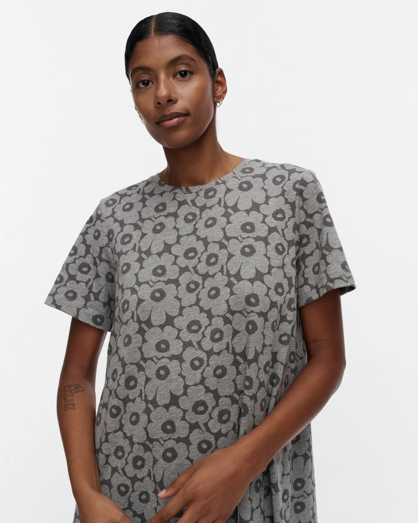 Pisteinen Unikko Dress