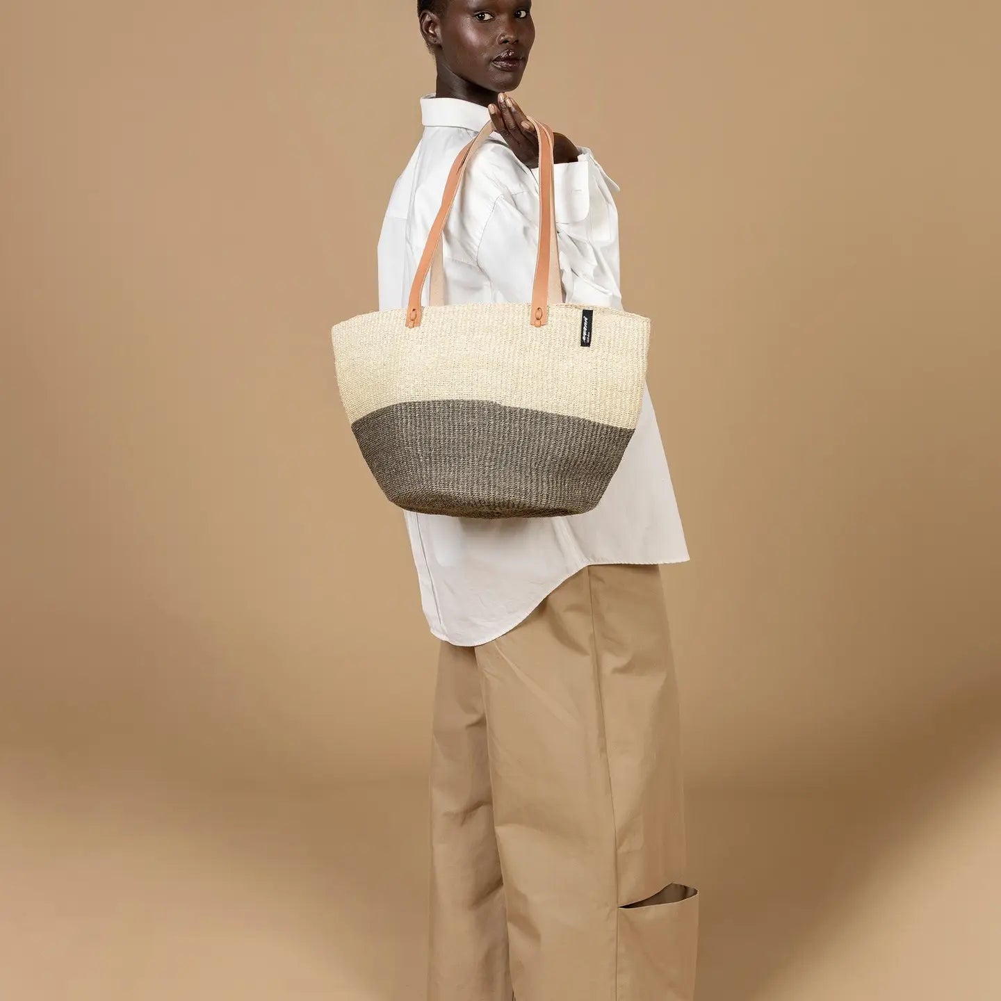 Kiondo Shopper Basket - Natural and Light Grey