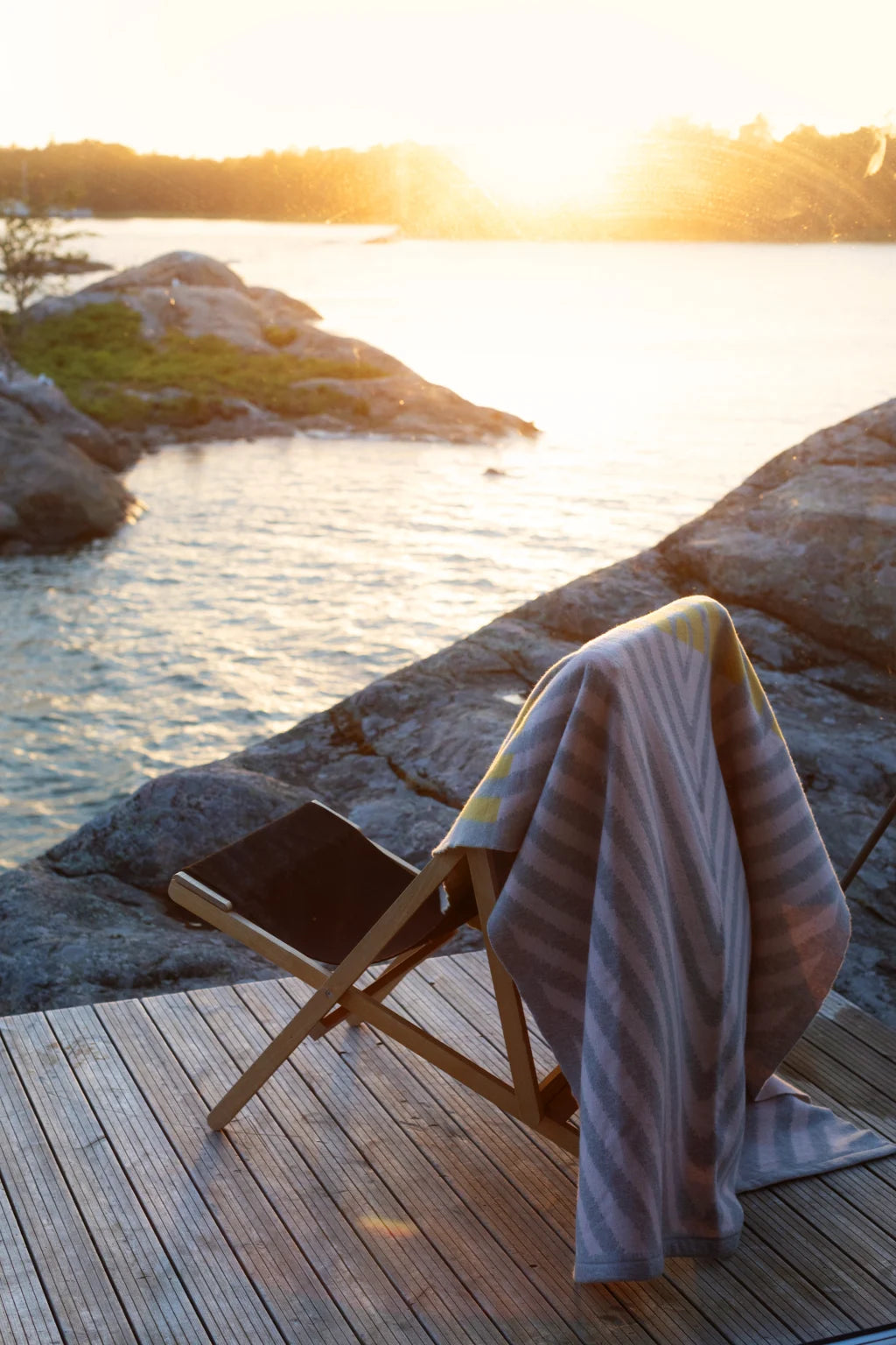 Metsälampi Wool Blanket