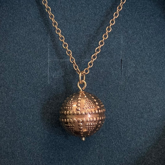 Halikon Käätykorut Pendant Necklace – Bronze, 60 cm (Retro Collection)