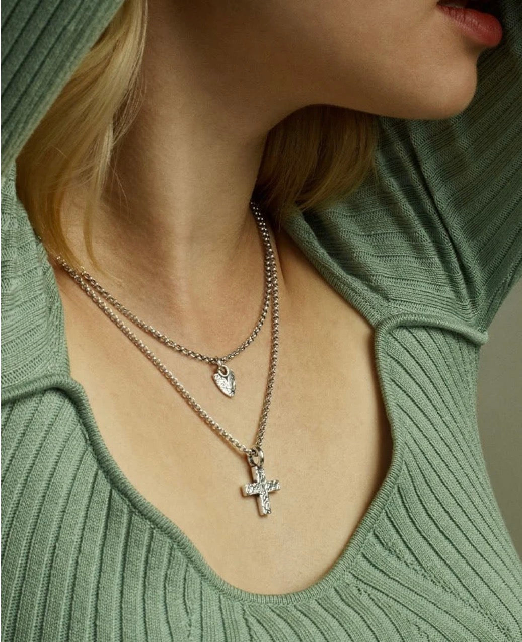 Live Hard Live Your Dream Cross Pendant