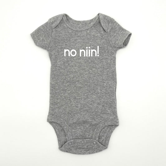 "No Niin" Baby Bodysuit - Short Sleeve