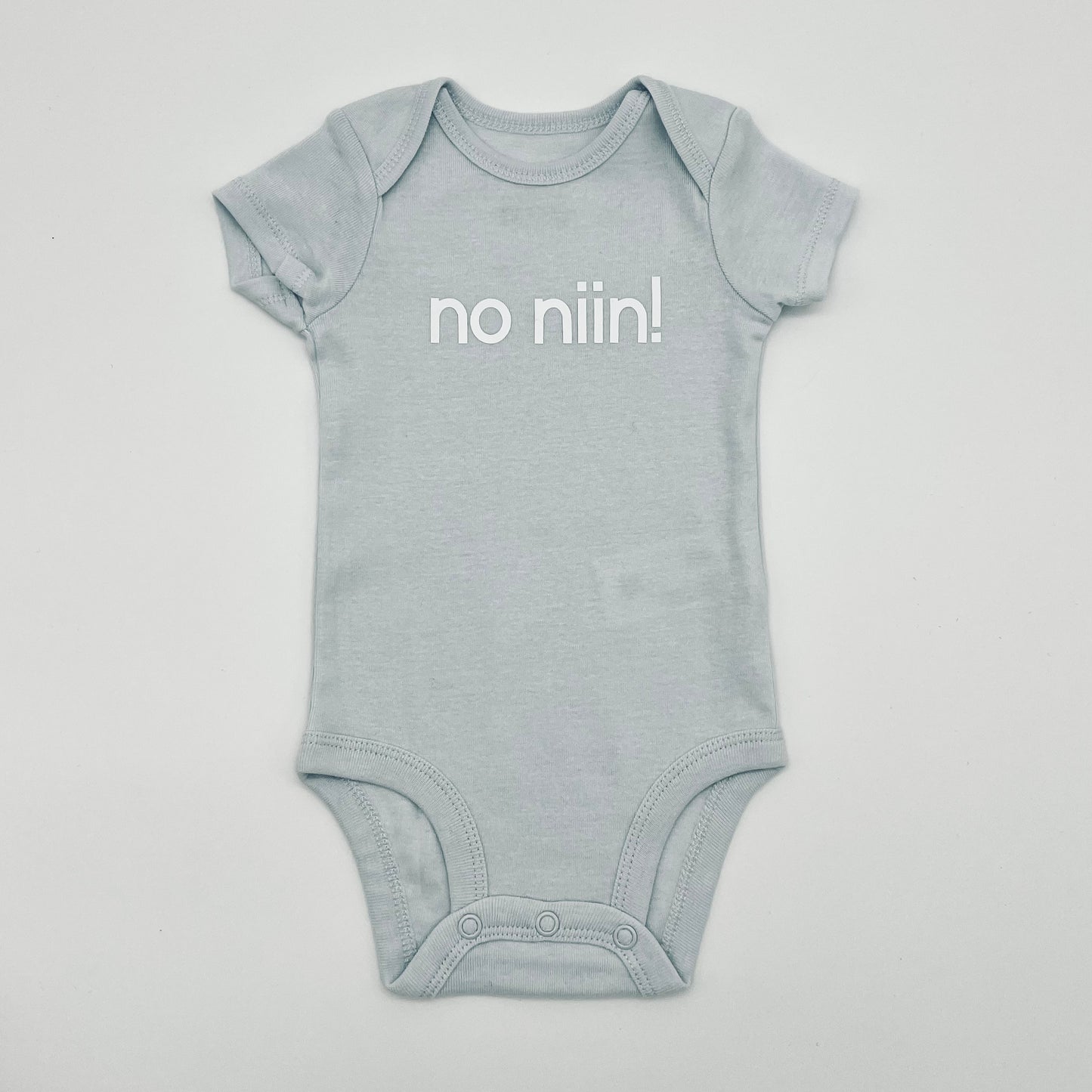 "No Niin" Baby Bodysuit - Short Sleeve