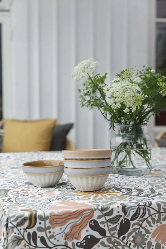 Myllra Tablecloth 142x180 cm