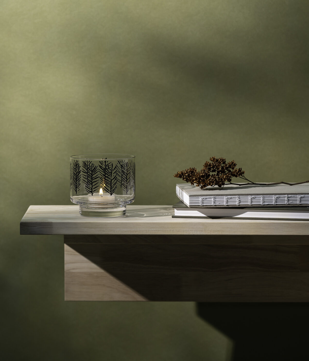 Teemu Järvi Glass Candle Holder - Spruce