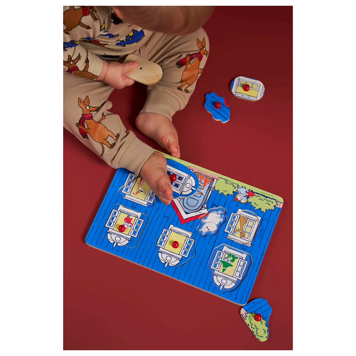 Moominhouse Peg Puzzle