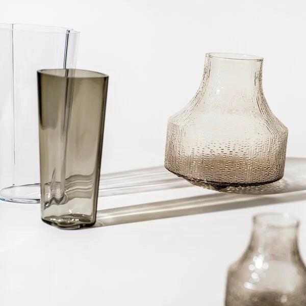 Iittala Aalto Vase 180mm (7") – Smoky Grey