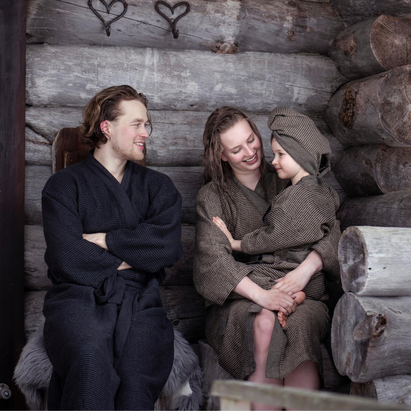 Kenno Bathrobe - Black/Grey