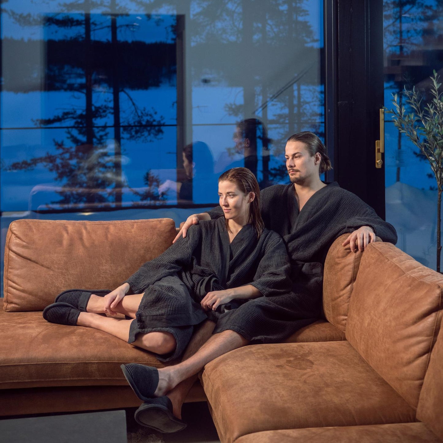 Kenno Bathrobe - Black/Grey